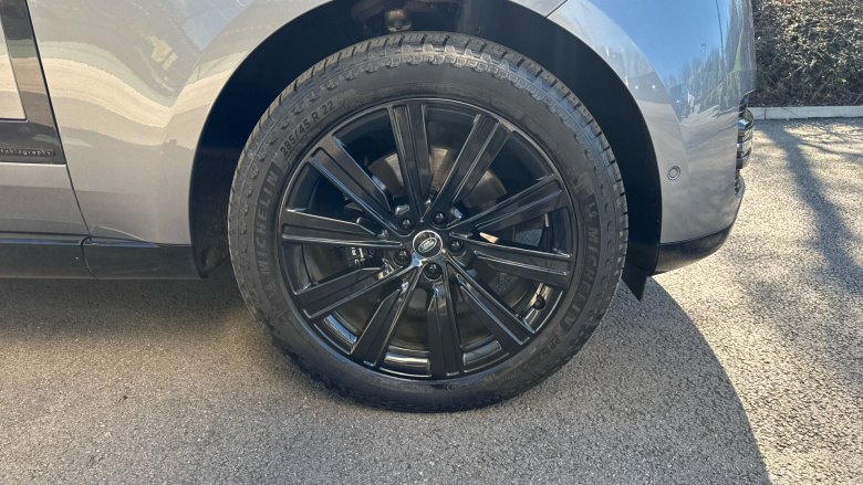 Land Rover Range Rover 3.0 D300 Autobiography 4dr Auto Diesel Estate